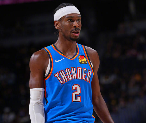 爱游戏ayx彩金 -包含加时末段体能课后,俄克拉荷马雷霆豪取连胜备战NBA总决赛,令人意外,赛程密集仍需轮换的词条