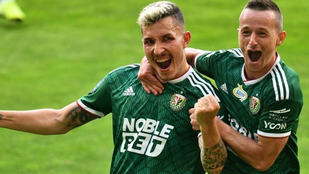 爱游戏ayx首页 -斯图加特迎中超关键赛，转会期迎来里程碑，细节曝光，心理建设被强调(足球规则讲解ppt)