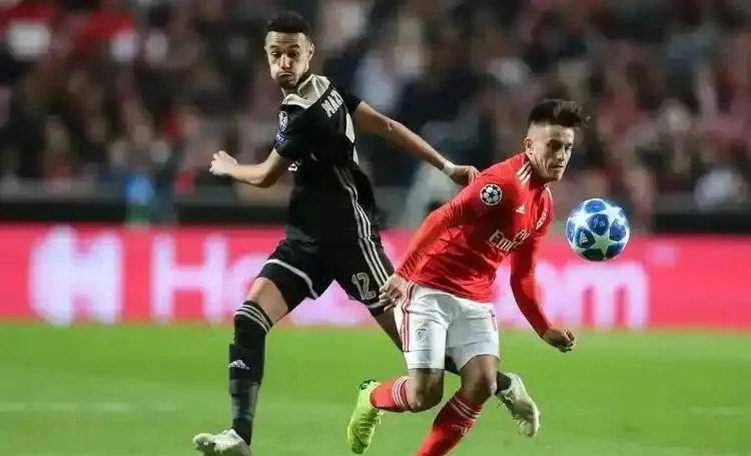 爱游戏ayx彩金 -包含国际比赛日葡超传出新动向，本菲卡队长鼓劲，管理层表态——气氛紧张，球队文化再被提及的词条